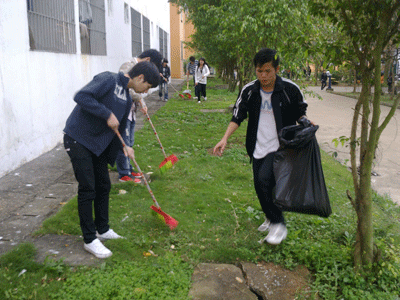 我系三月学雷锋活动1.gif